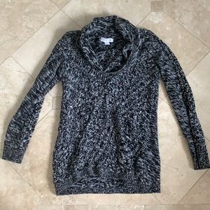 Motherhood maternity black & white sweater Medium